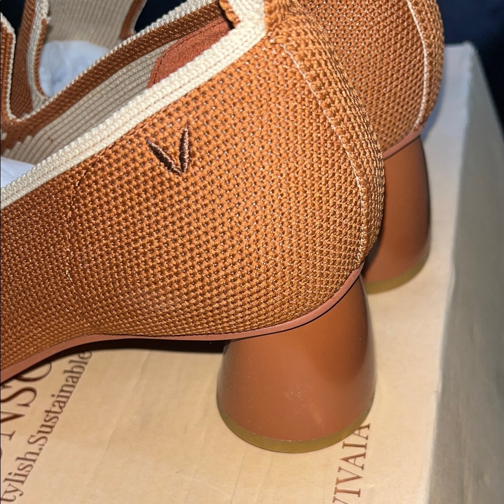 VIVAIA Square-Toe Patterned Heels - Picture 6 of 11